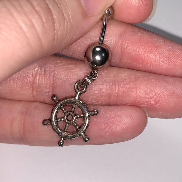 Light Blue Gem Nautical Wheel Design Dangle Belly Ring - Picture 4 of 6